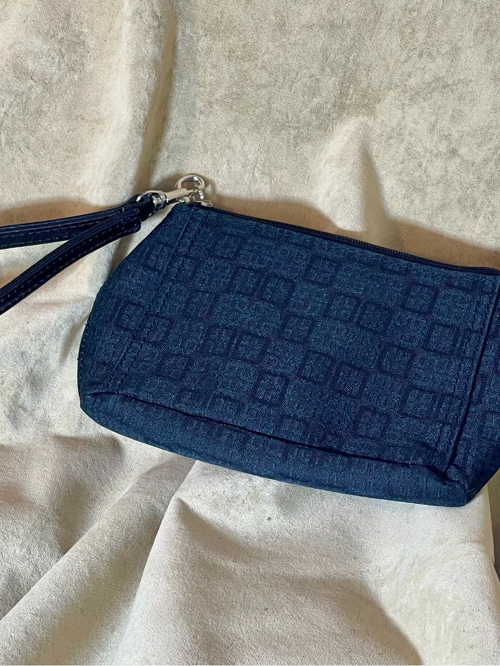 Black Canvas Wristlet